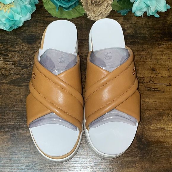 Ugg Zayne Tan Leather Crossband Sandals - Picture 2 of 6